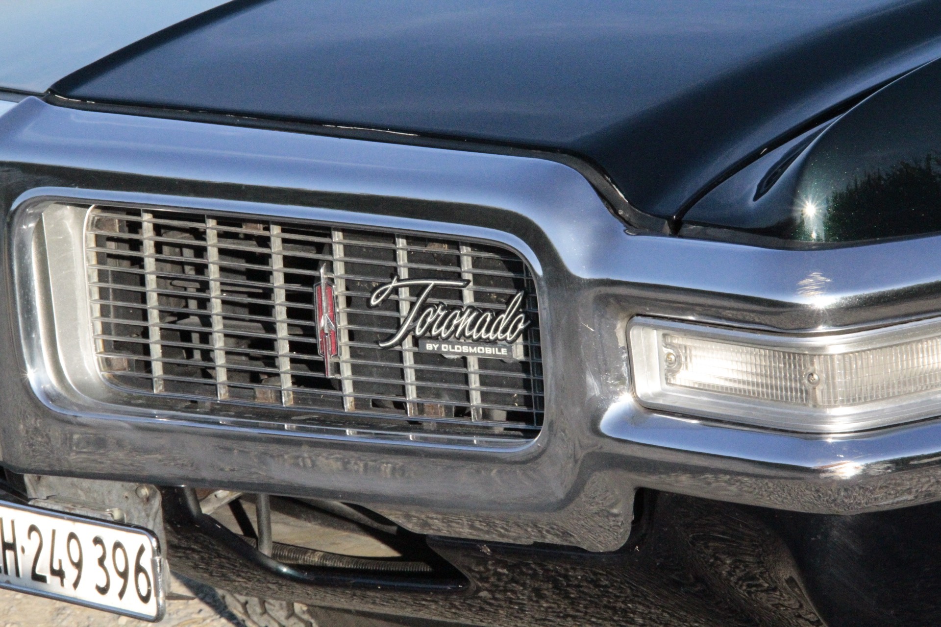 OLDSMOBILE TORONADO-image-8