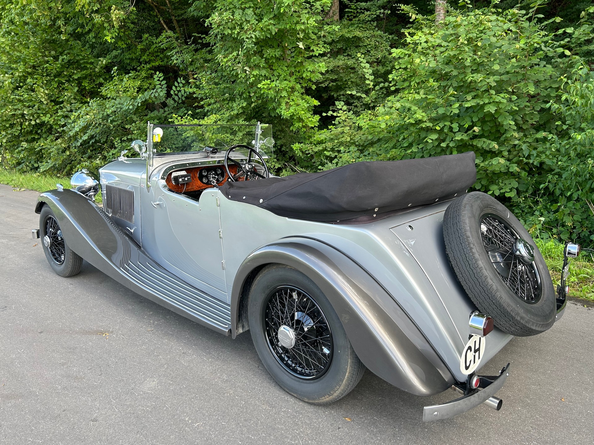 BENTLEY-image-5