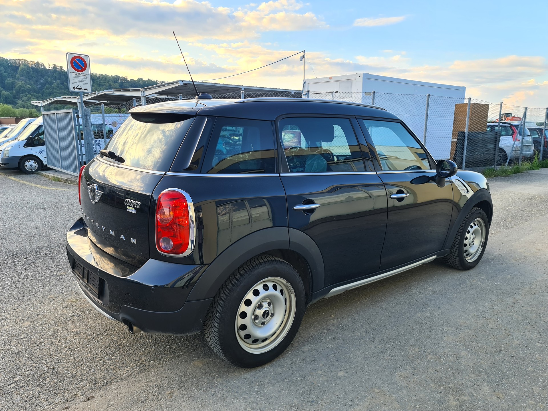 MINI Countryman Cooper ALL4-image-9