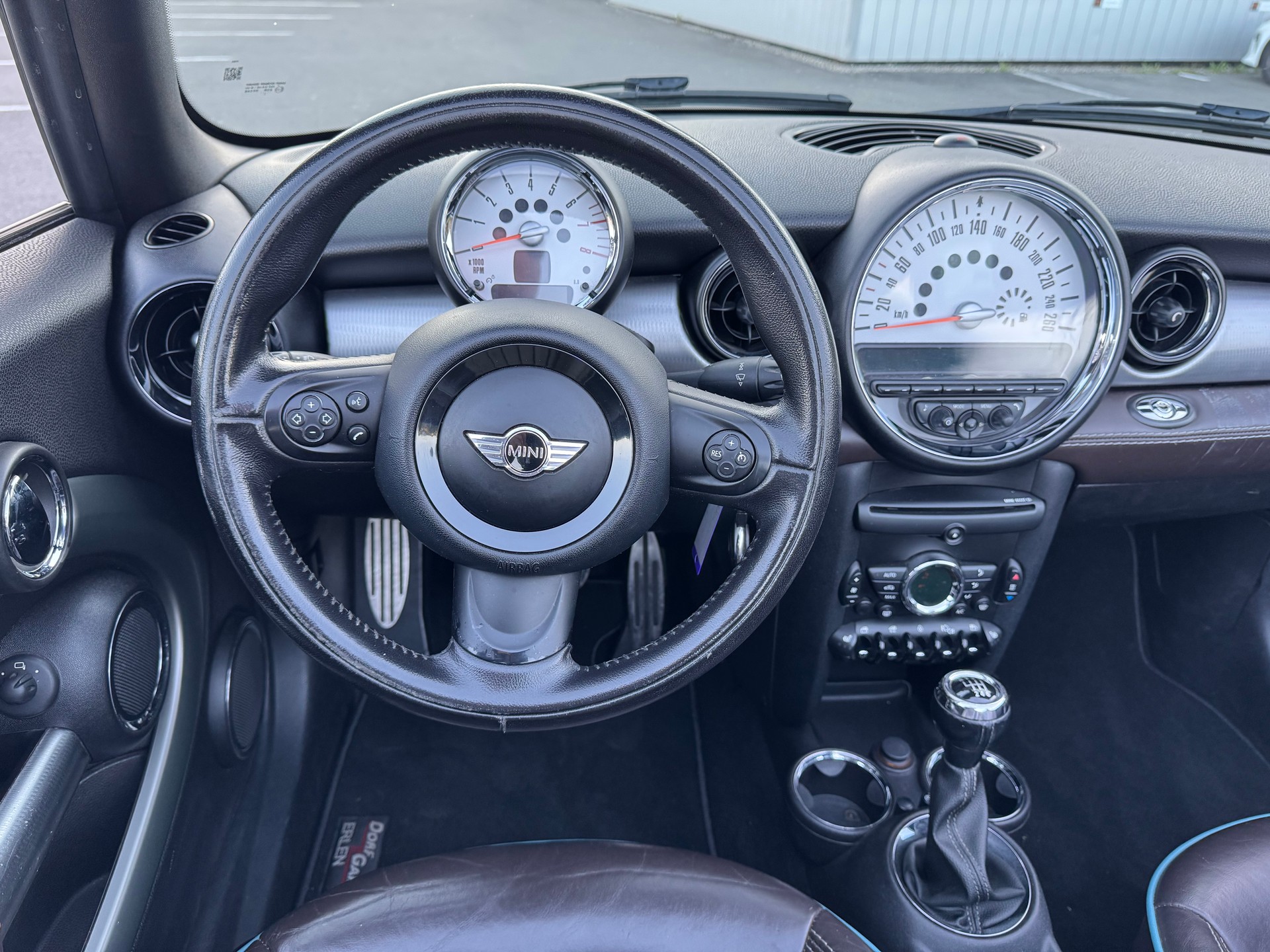 MINI Cooper S Cabriolet-image-9