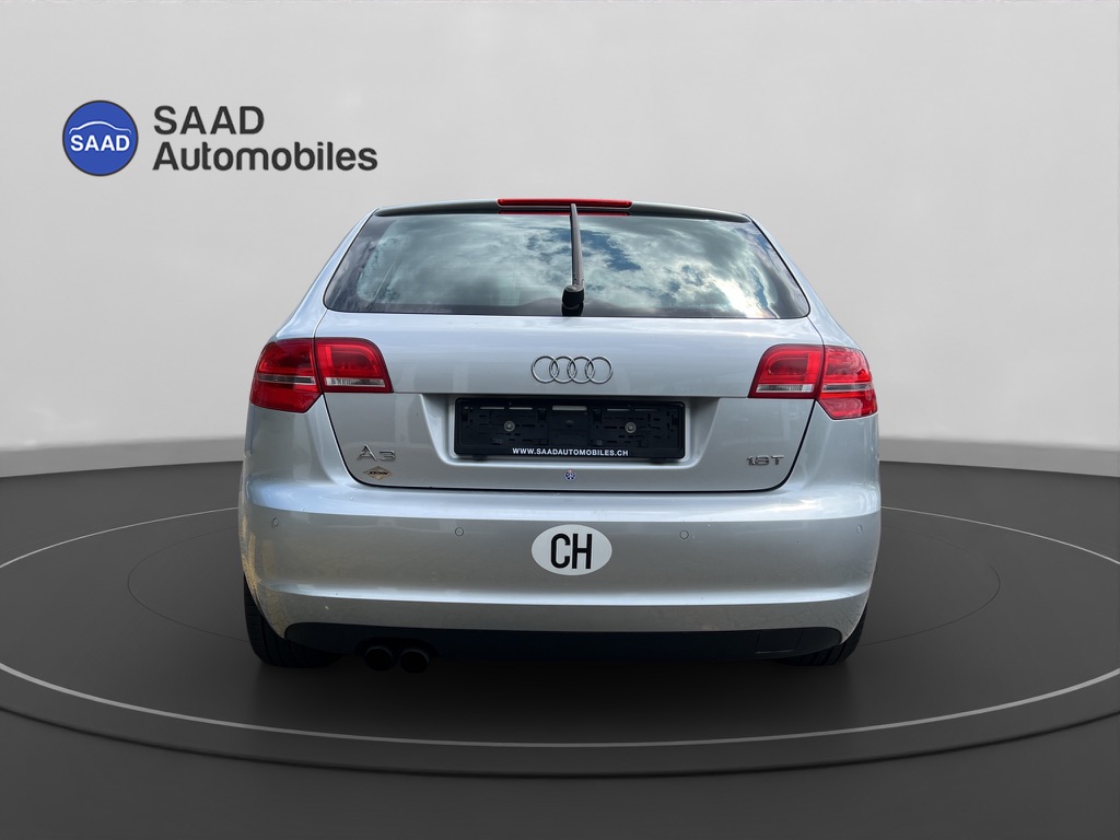 AUDI A3 Sportback 1.8 TFSI Attraction-image-4