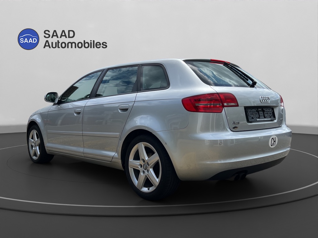 AUDI A3 Sportback 1.8 TFSI Attraction-image-3