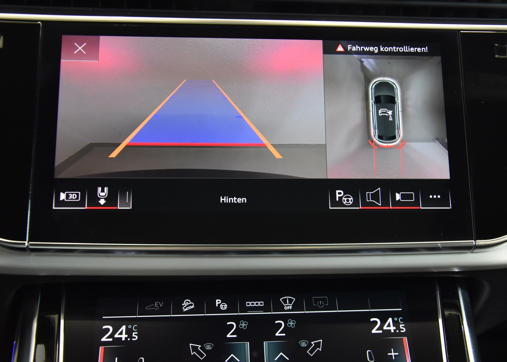 AUDI Q8 60 TFSI e S-Line quattro PHEV-image-8