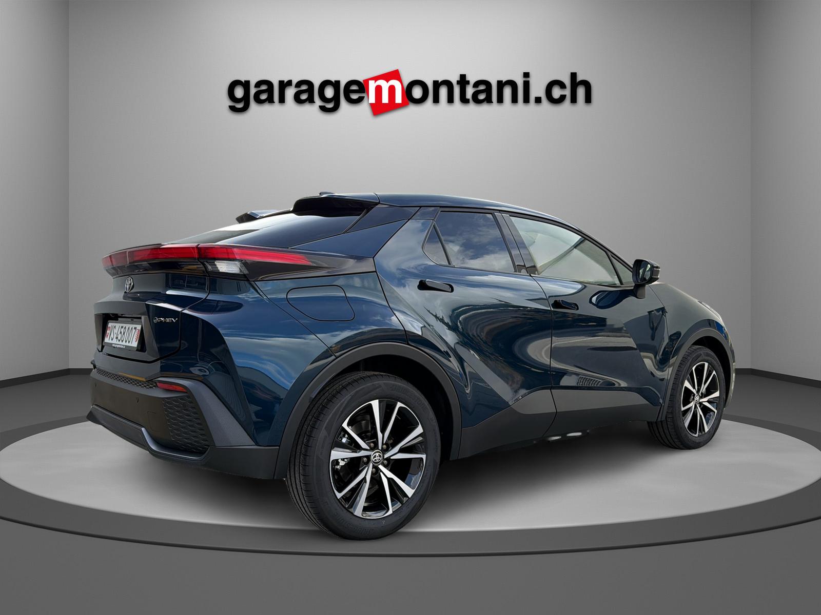 TOYOTA C-HR 2.0 PHEV Swiss Edition-image-2