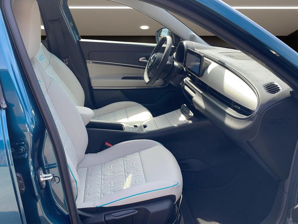 FIAT 600e La Prima-image-13