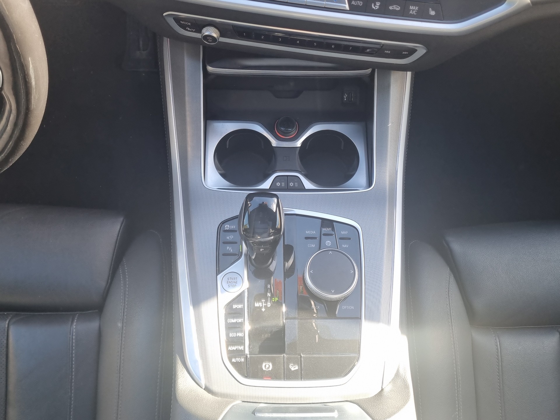 BMW X5 xDrive 48V 40d M Sport Steptronic-image-13