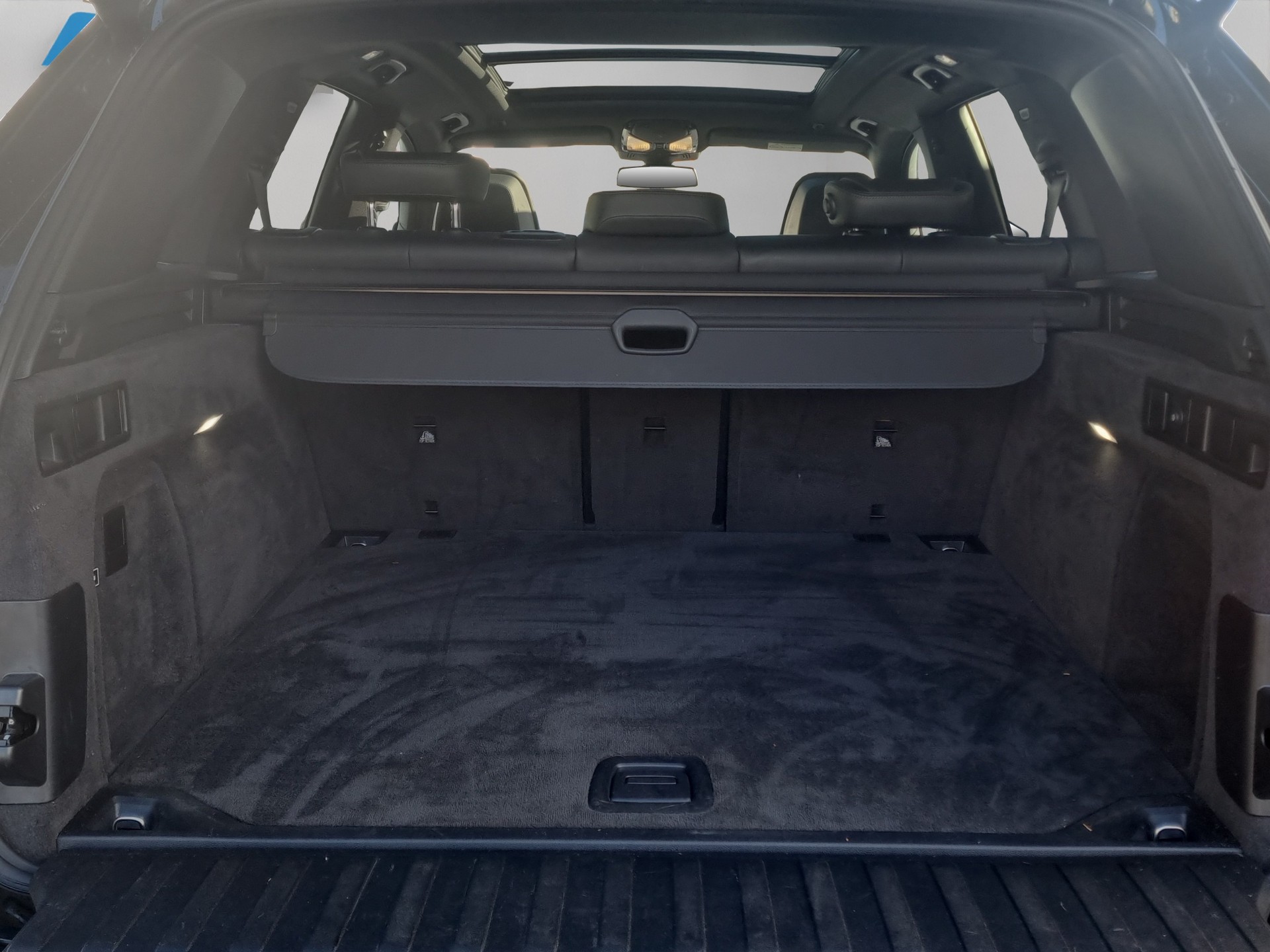 BMW X5 xDrive 48V 40d M Sport Steptronic-image-21