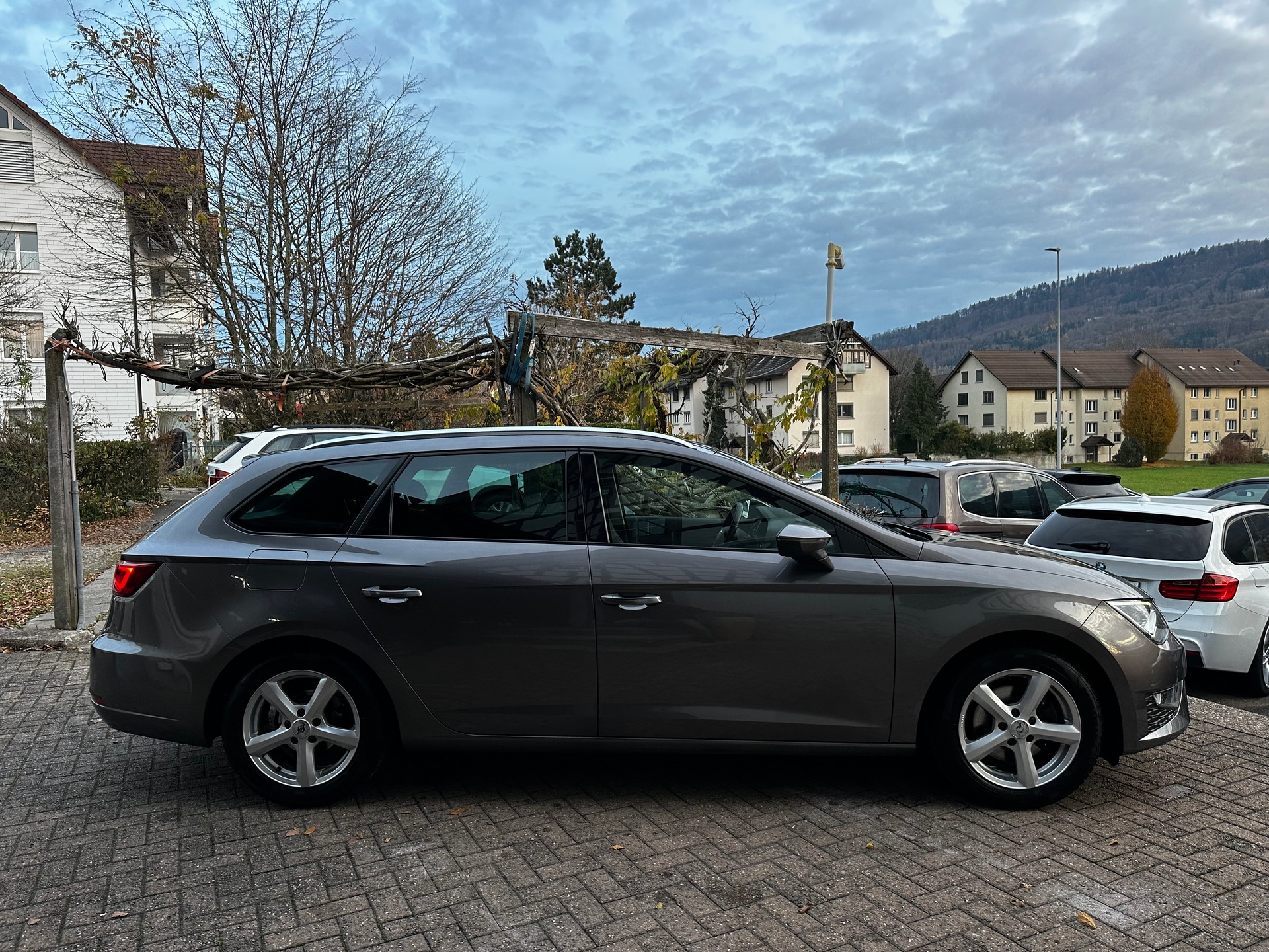SEAT Leon ST 1.4 TSI FR-image-4