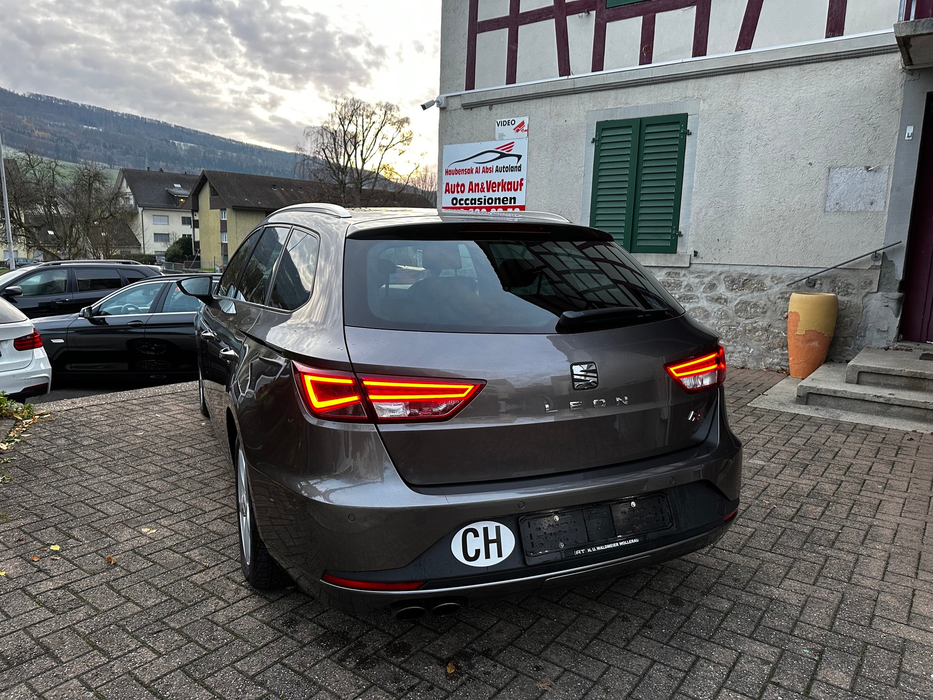 SEAT Leon ST 1.4 TSI FR-image-3