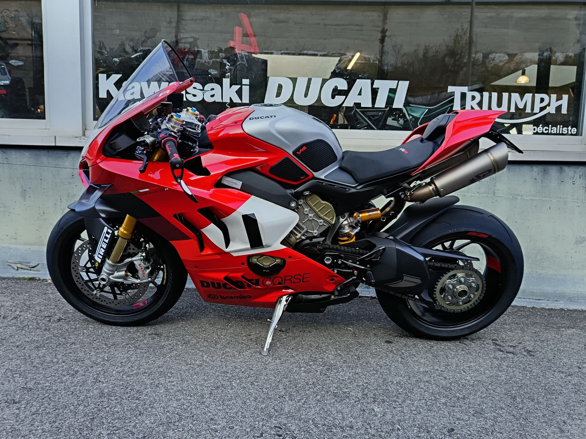 DUCATI Panigale V4 R-showroom-element-1