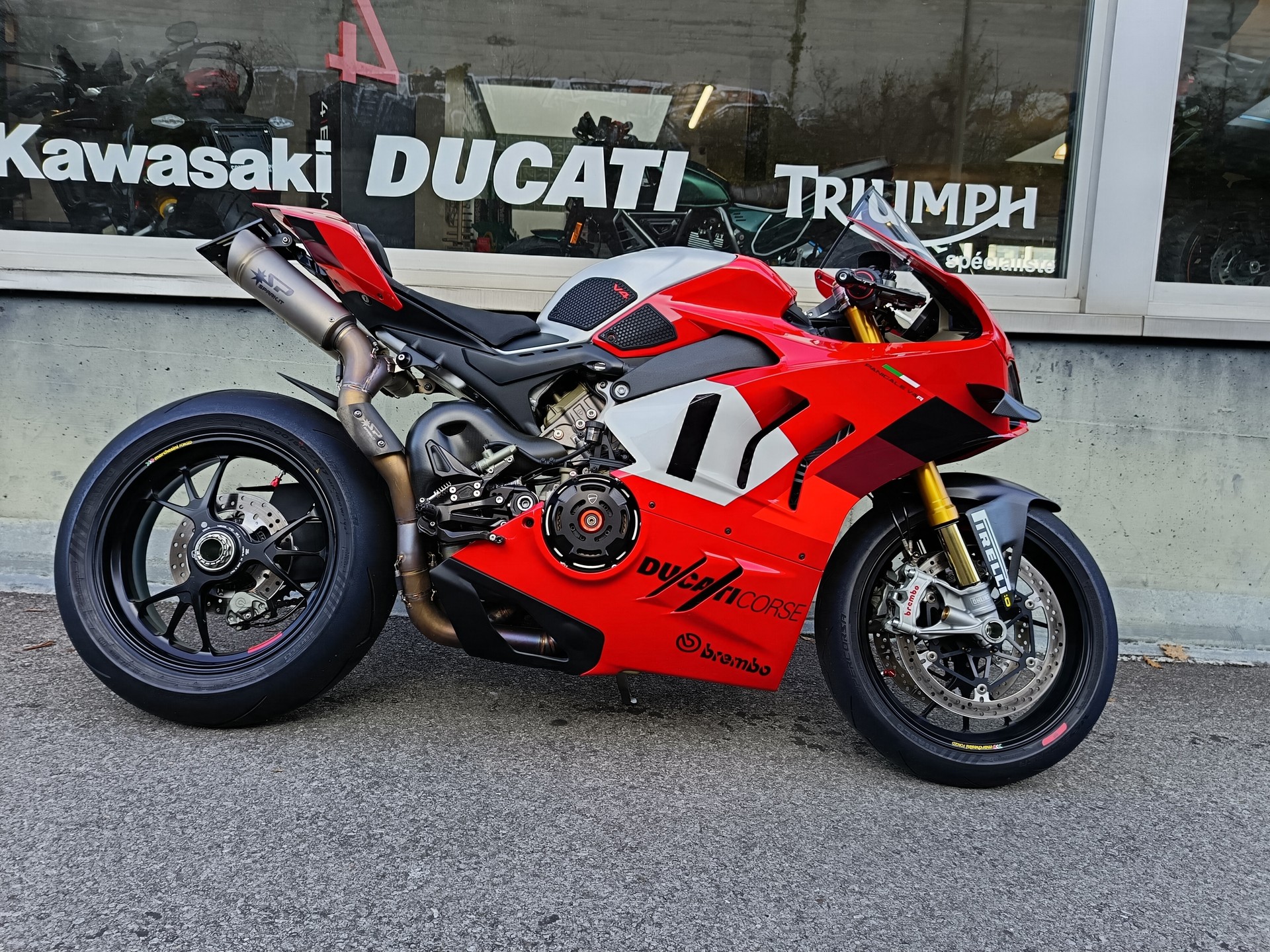 DUCATI Panigale V4 R