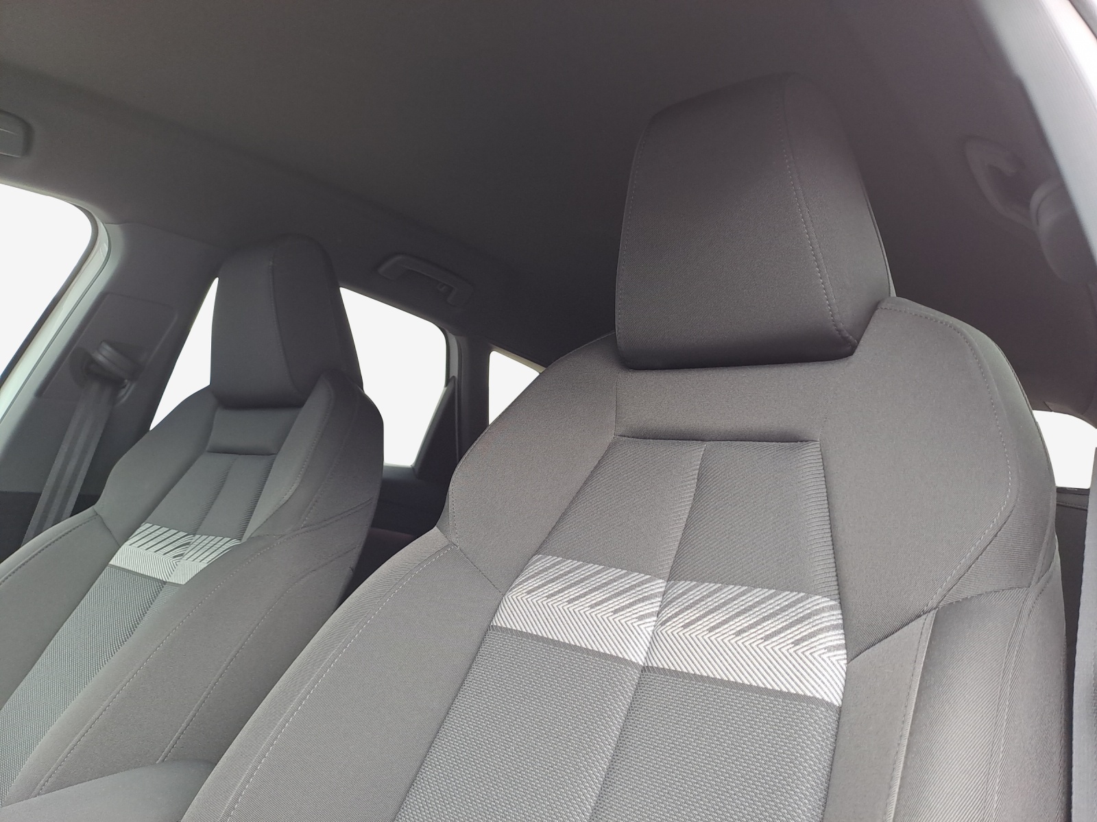 AUDI Q4 e-tron 35-image-14