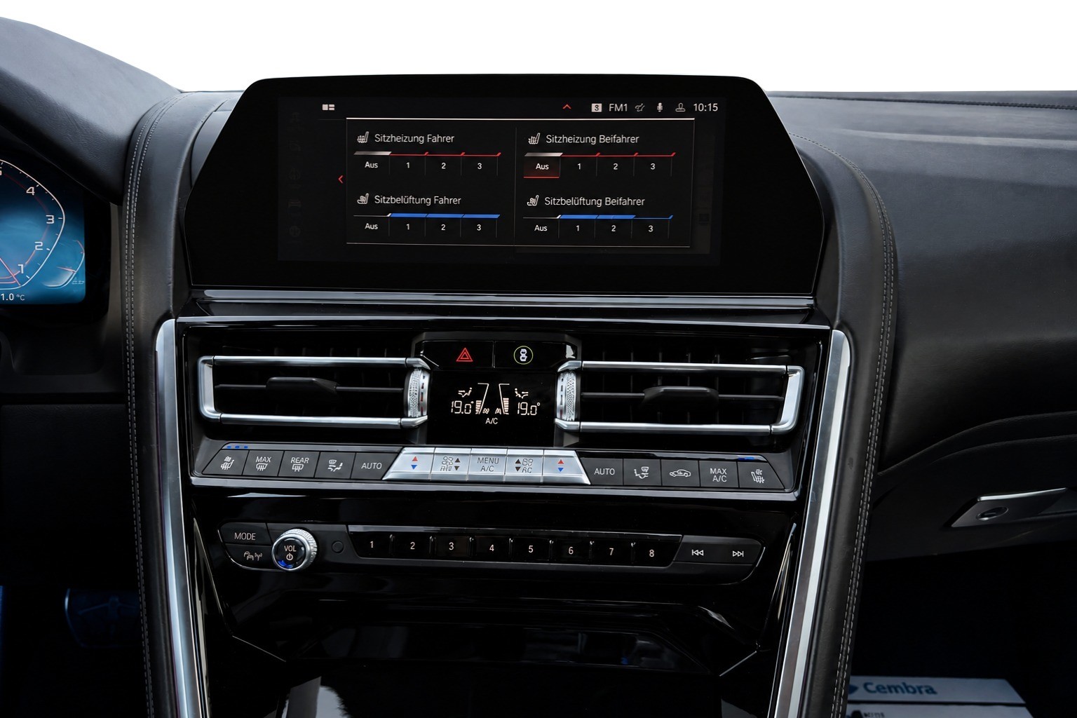 BMW M850i xDrive Steptronic-image-16