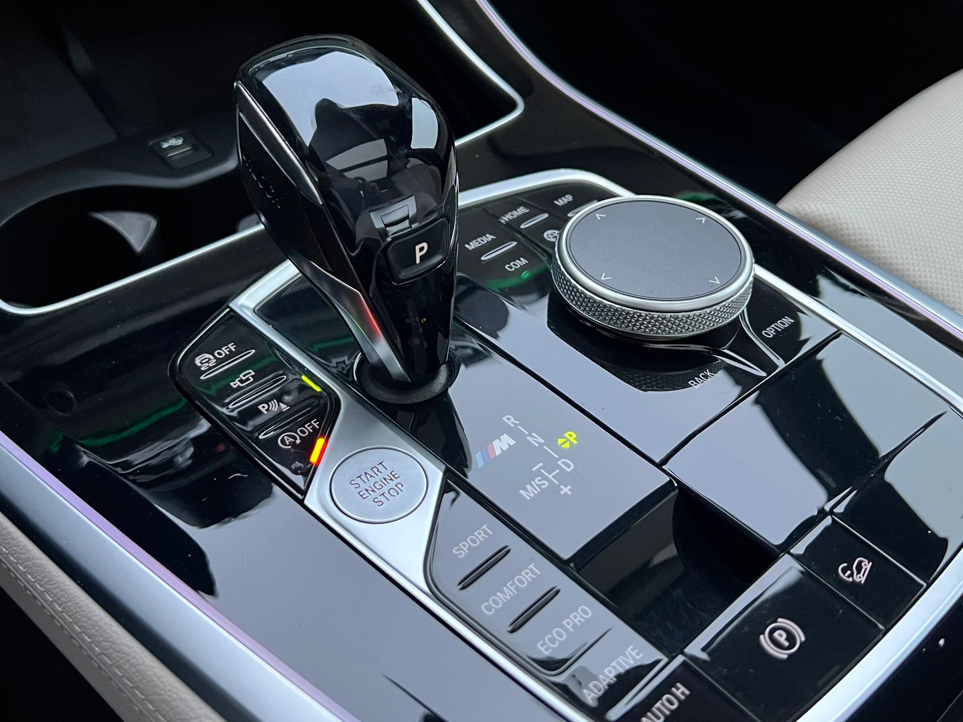 BMW X5 xDrive M50d Steptronic-image-16
