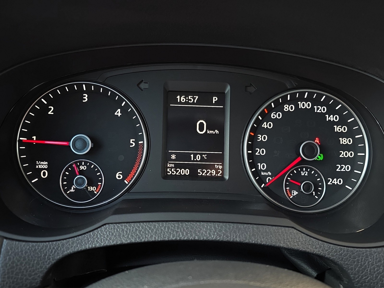 VW Sharan 2.0 TDI BMT Comfortline DSG 7-Sitzer-image-19