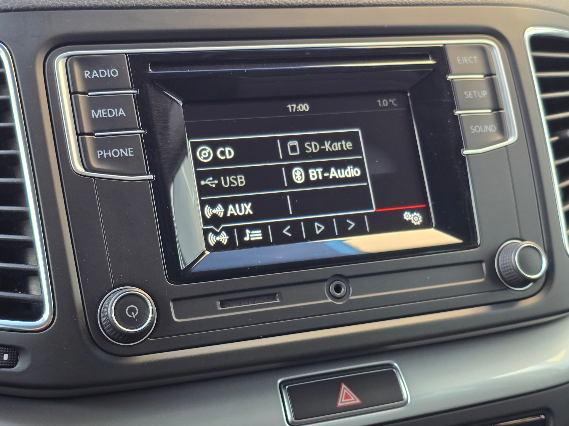 VW Sharan 2.0 TDI BMT Comfortline DSG 7-Sitzer-image-23