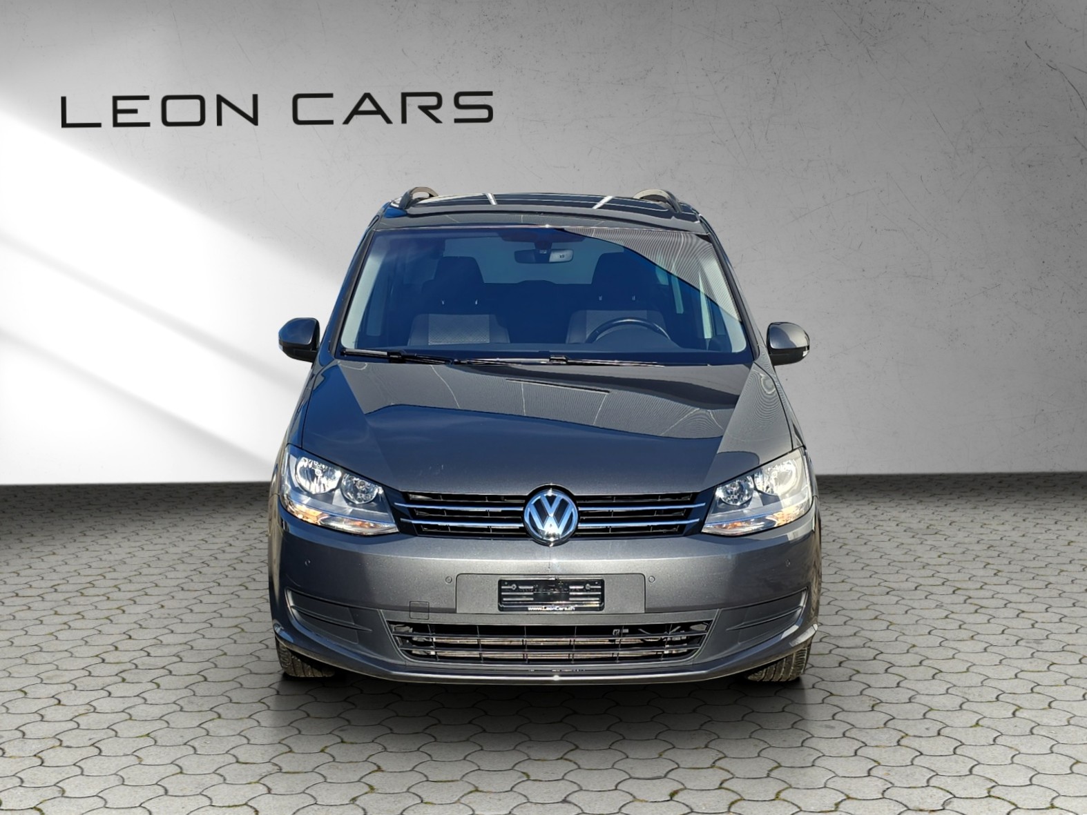 VW Sharan 2.0 TDI BMT Comfortline DSG 7-Sitzer-image-3