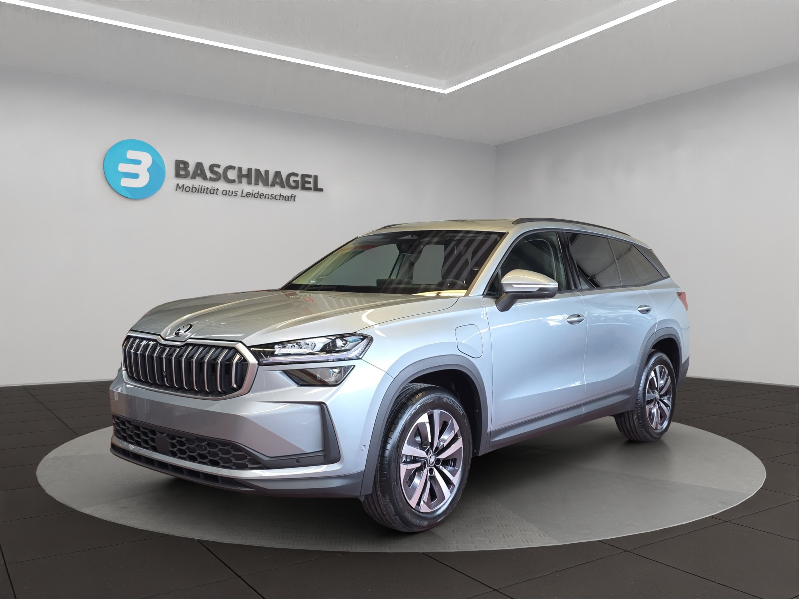 SKODA Kodiaq 1.5 TSI PHEV Dynamic-image-0