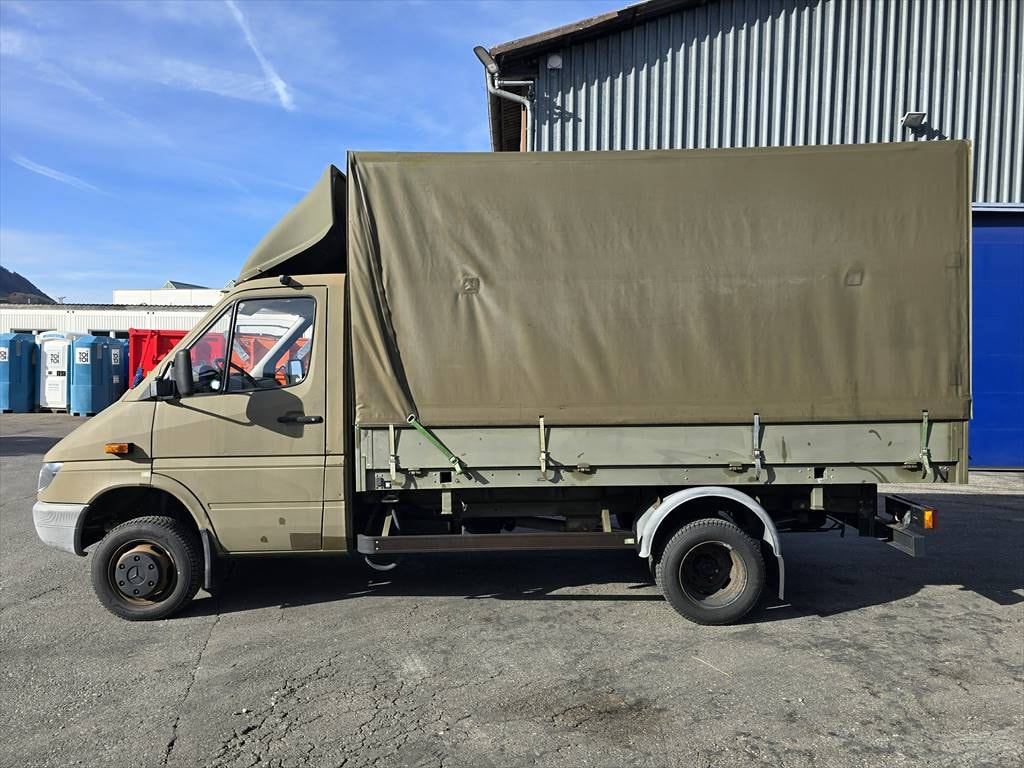MERCEDES-BENZ 413 CDI 4x4-image-1