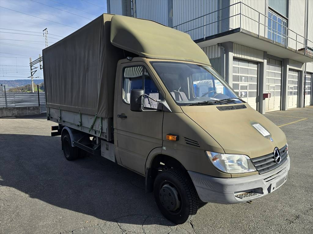 MERCEDES-BENZ 413 CDI 4x4-image-6