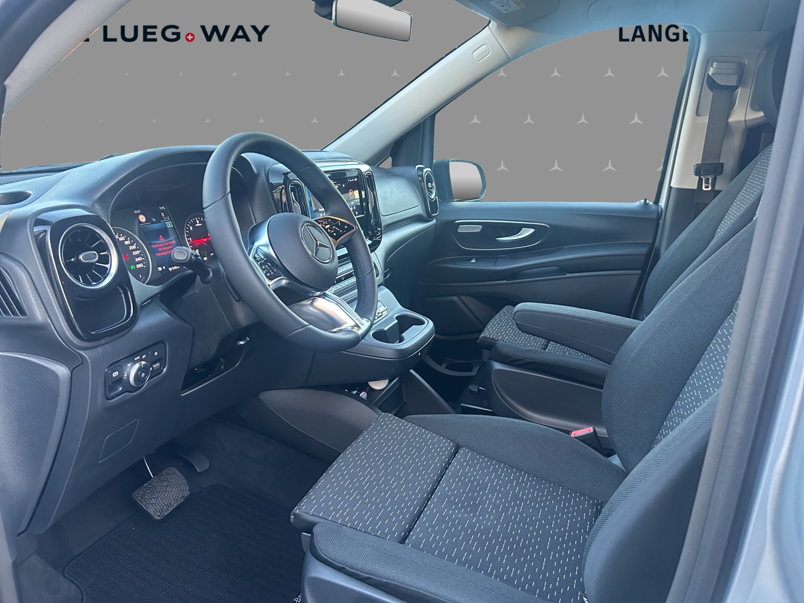 MERCEDES-BENZ Vito 116 CDI Lang Tourer 9G-Tronic 4M Select-image-9