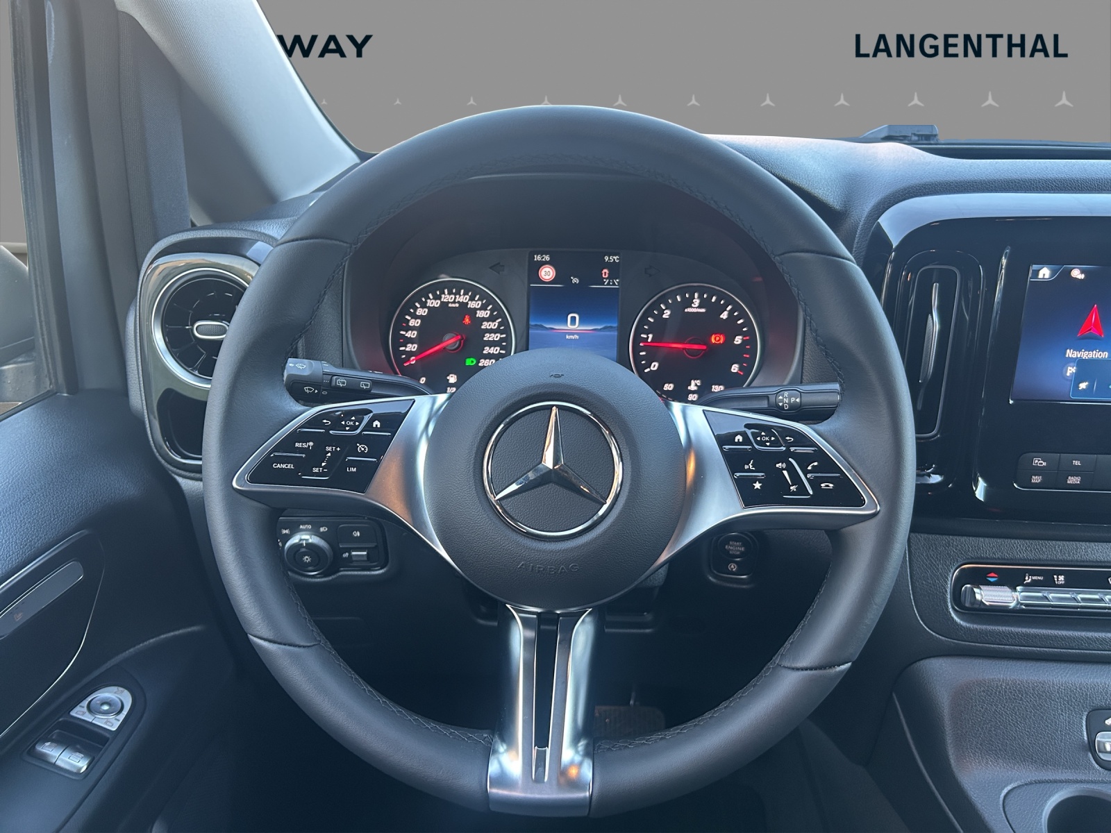MERCEDES-BENZ Vito 116 CDI Lang Tourer 9G-Tronic 4M Select-image-11