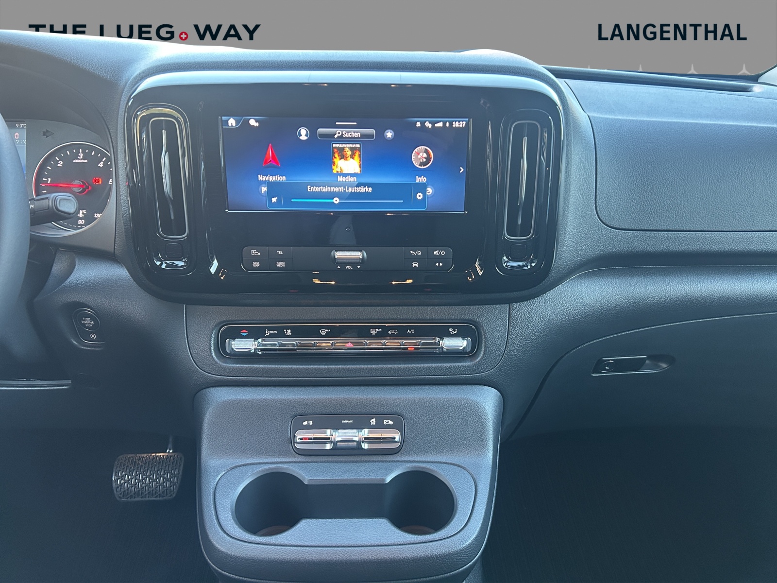 MERCEDES-BENZ Vito 116 CDI Lang Tourer 9G-Tronic 4M Select-image-13