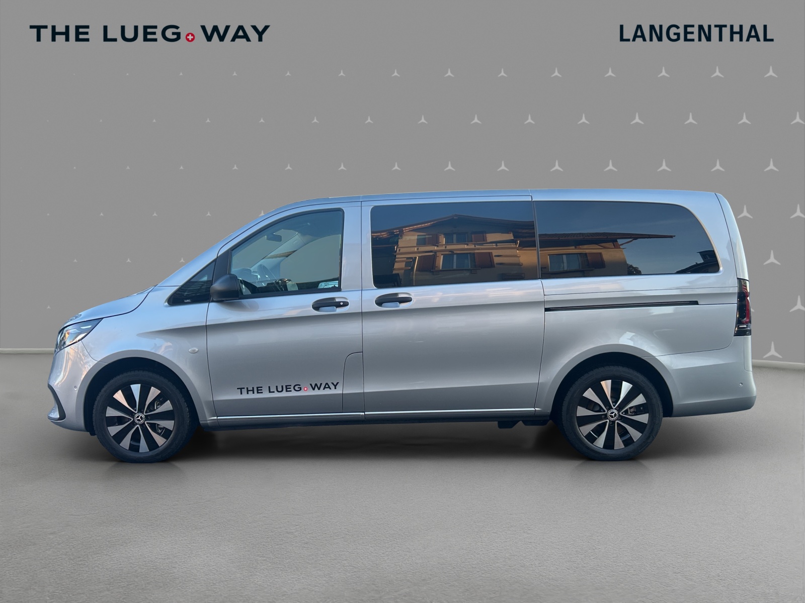 MERCEDES-BENZ Vito 116 CDI Lang Tourer 9G-Tronic 4M Select-image-1