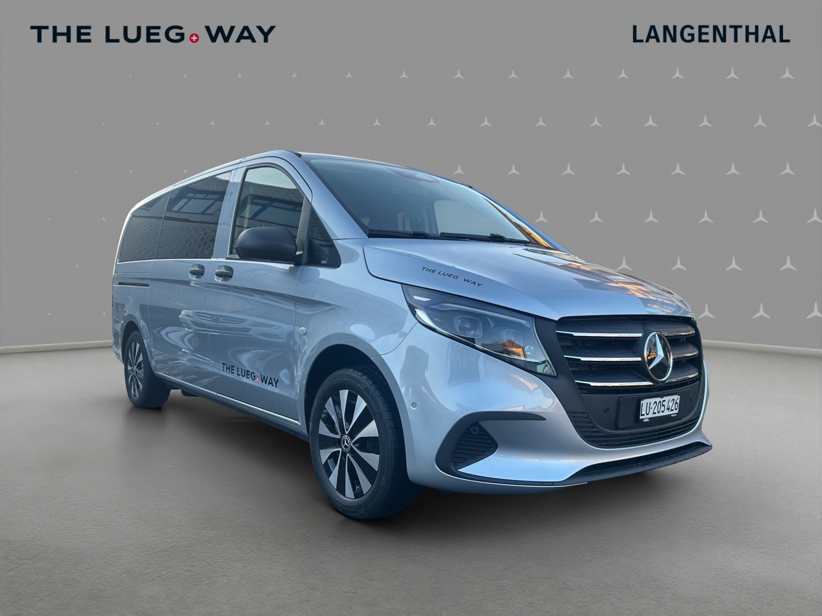 MERCEDES-BENZ Vito 116 CDI Lang Tourer 9G-Tronic 4M Select-image-6