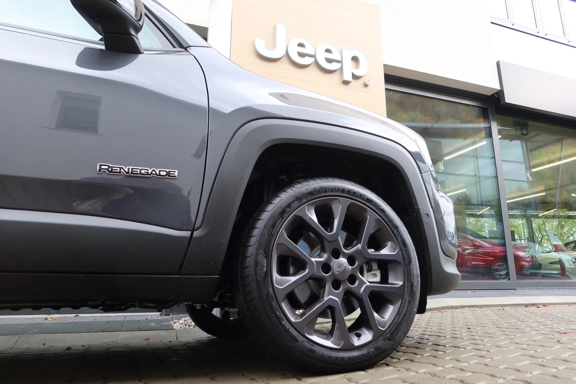 JEEP Renegade 1.3PHEV SLimPAWD-image-5