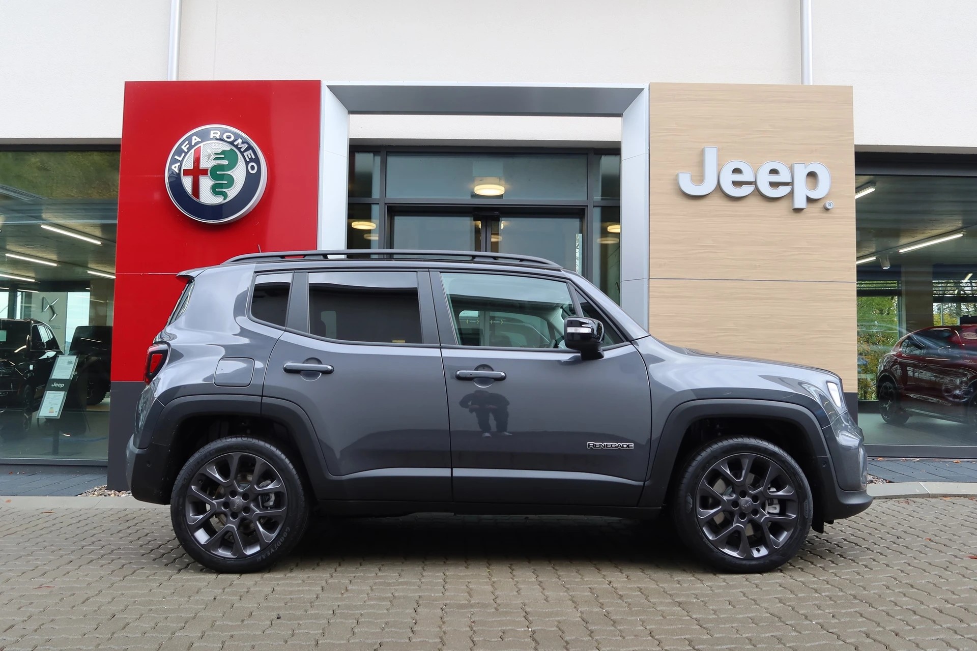 JEEP Renegade 1.3PHEV SLimPAWD-image-0