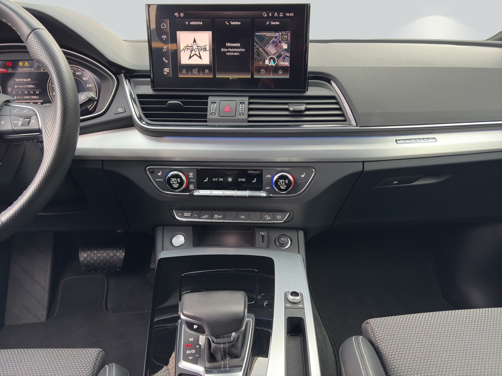 AUDI Q5 2.0 50 TFSI e S Line quattro S-Tronic-image-14