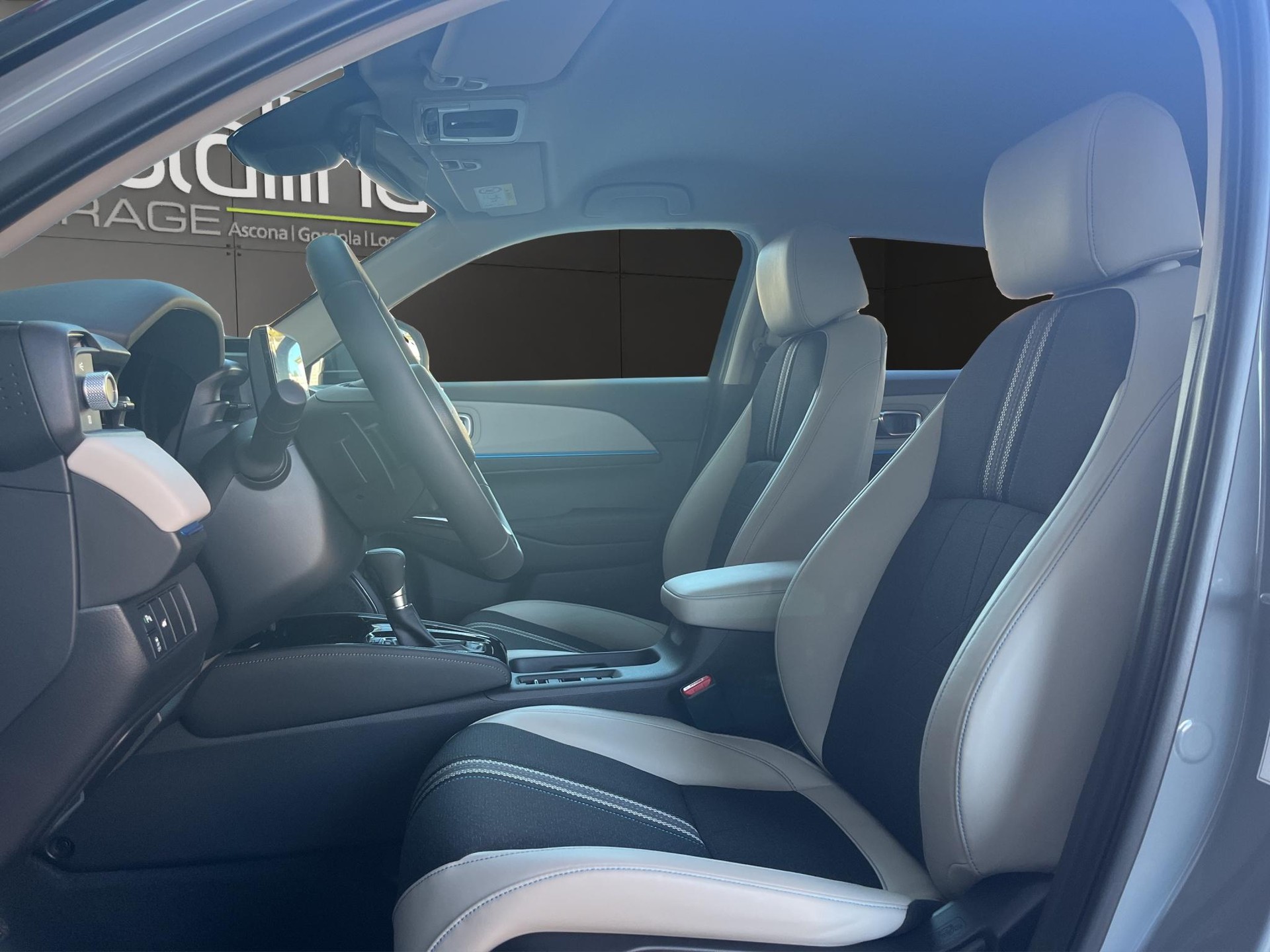 HONDA HR-V 1.5 i-MMD Advance Style-image-6