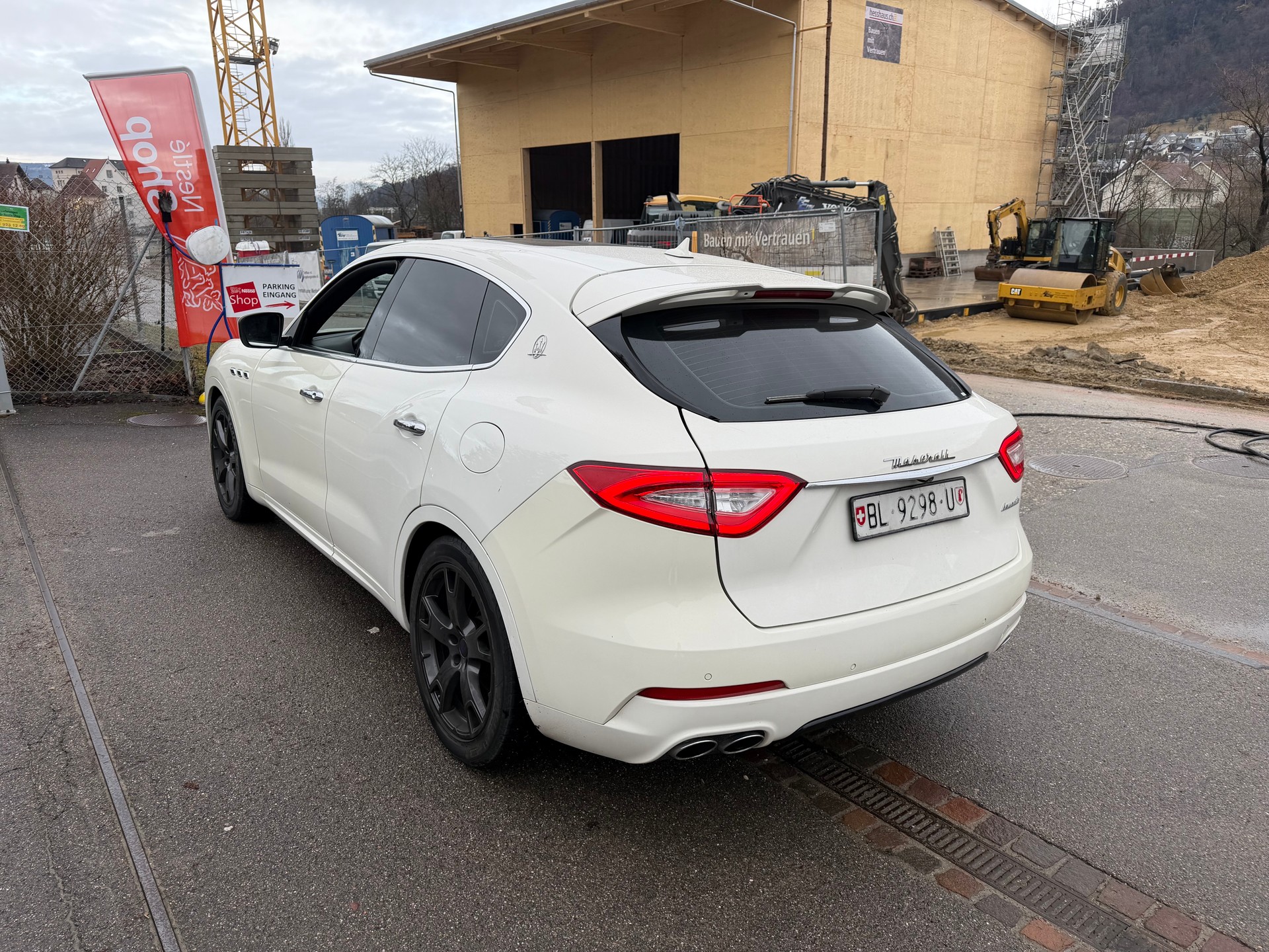 MASERATI Levante D 3.0 V6 Automatica-image-1