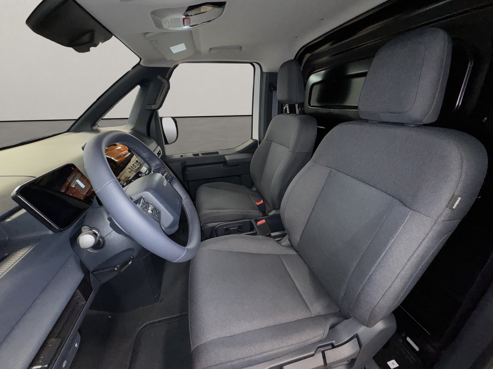 KIA Cargo 71.2 kWh Plus-image-10