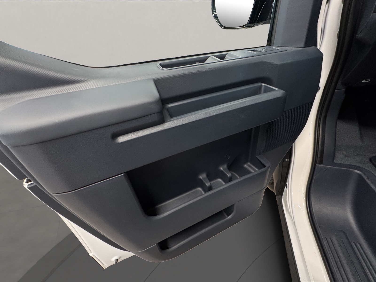 KIA Cargo 71.2 kWh Plus-image-14