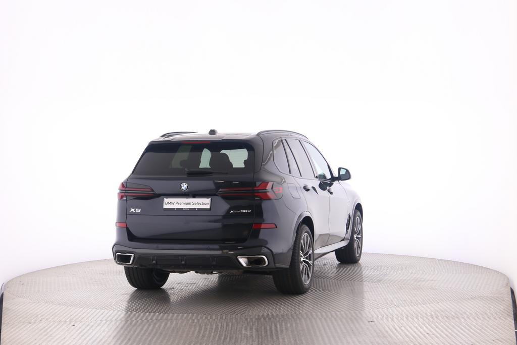 BMW X5 30d xDrive SAG-image-21