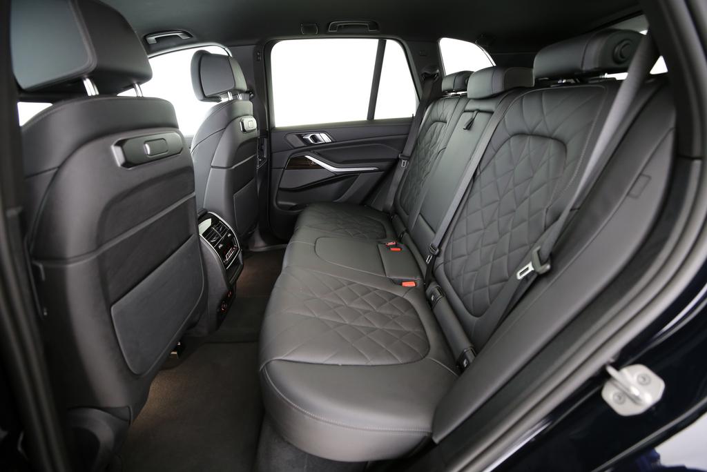 BMW X5 30d xDrive SAG-image-11