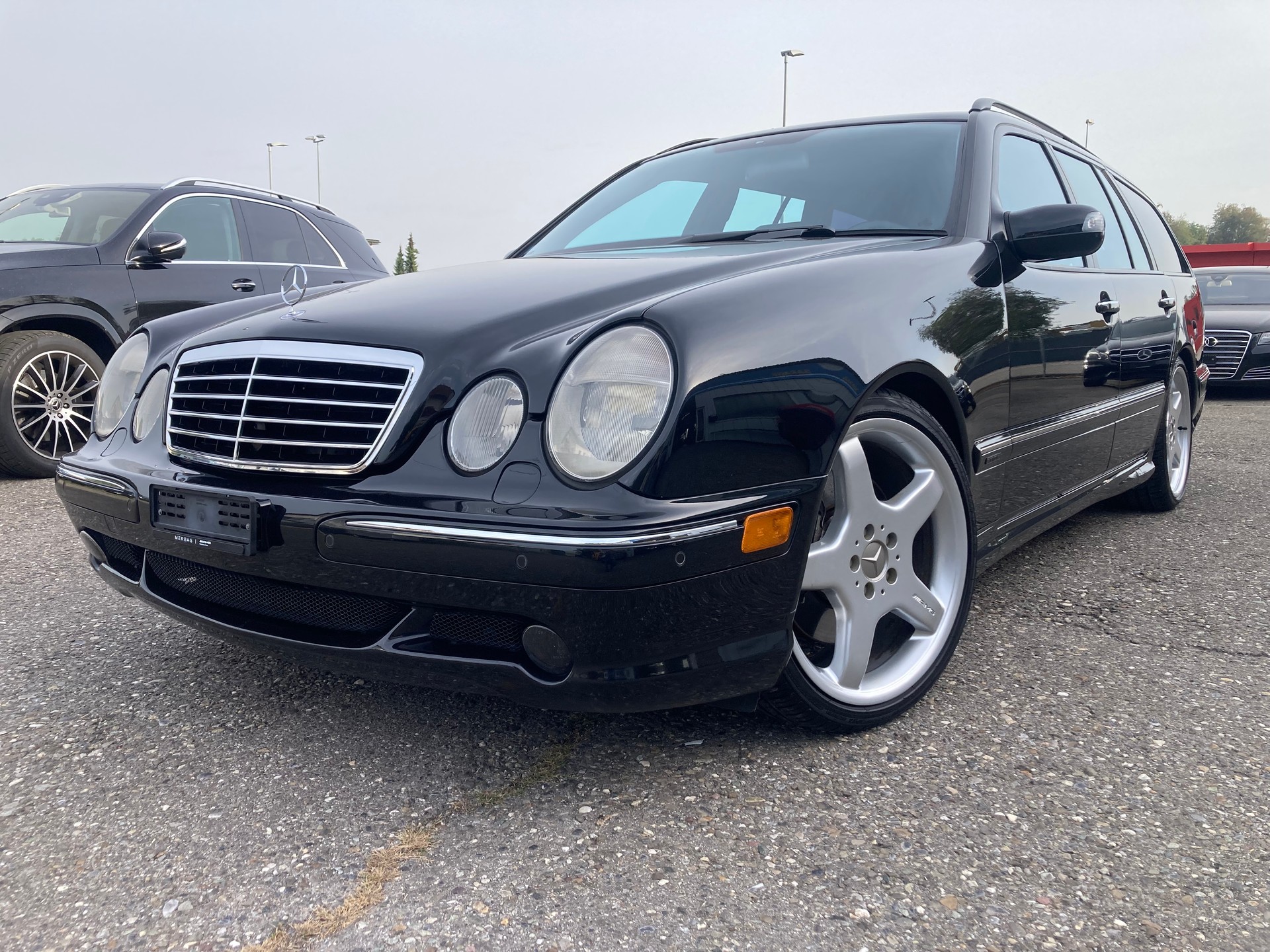 MERCEDES-BENZ E 55 AMG Avantgarde Automatic