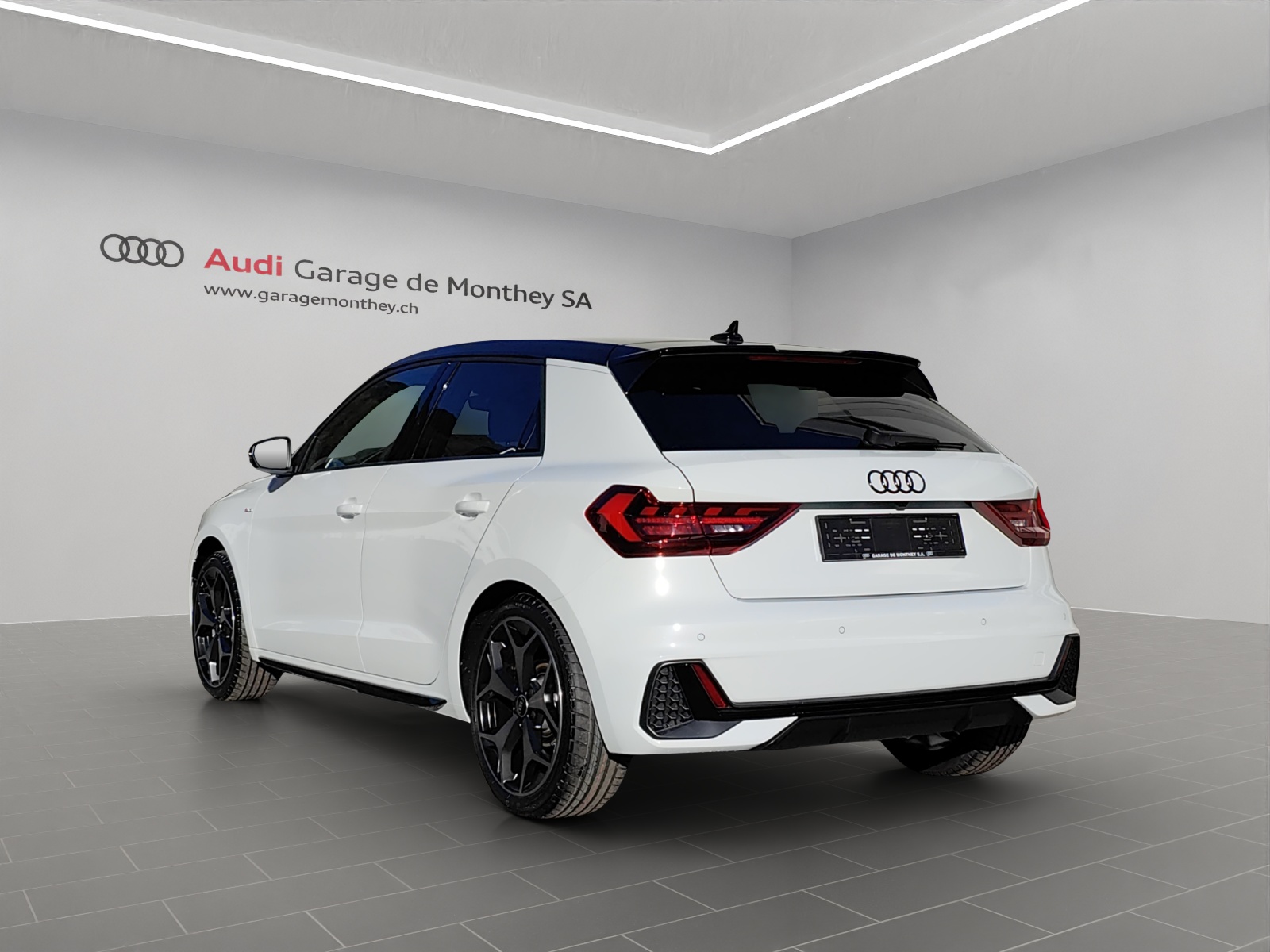 AUDI A1 Sportback 35 TFSI S Line S-tronic-image-2