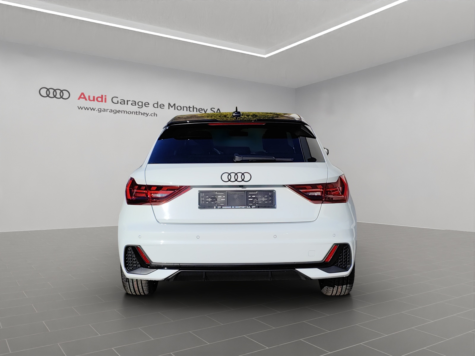 AUDI A1 Sportback 35 TFSI S Line S-tronic-image-3