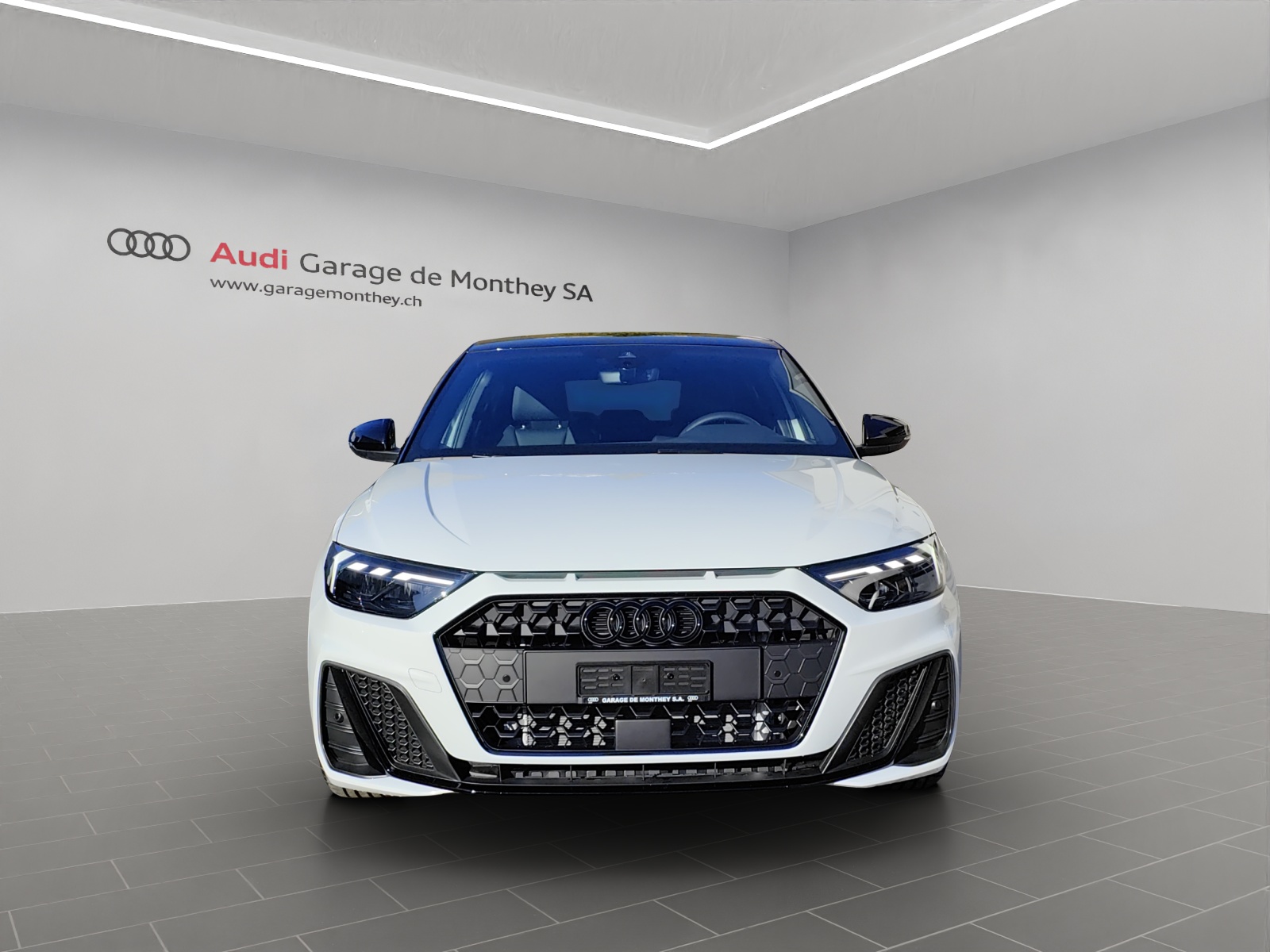 AUDI A1 Sportback 35 TFSI S Line S-tronic-image-4