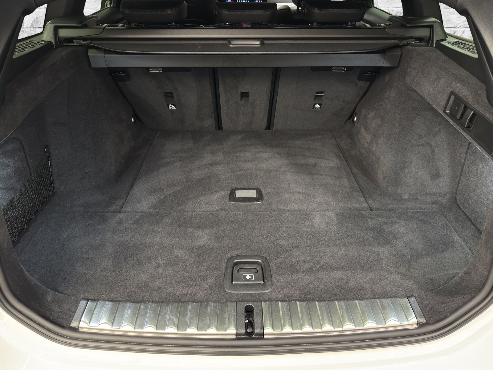 BMW 320d xDr 48V Tour M Sport-image-22