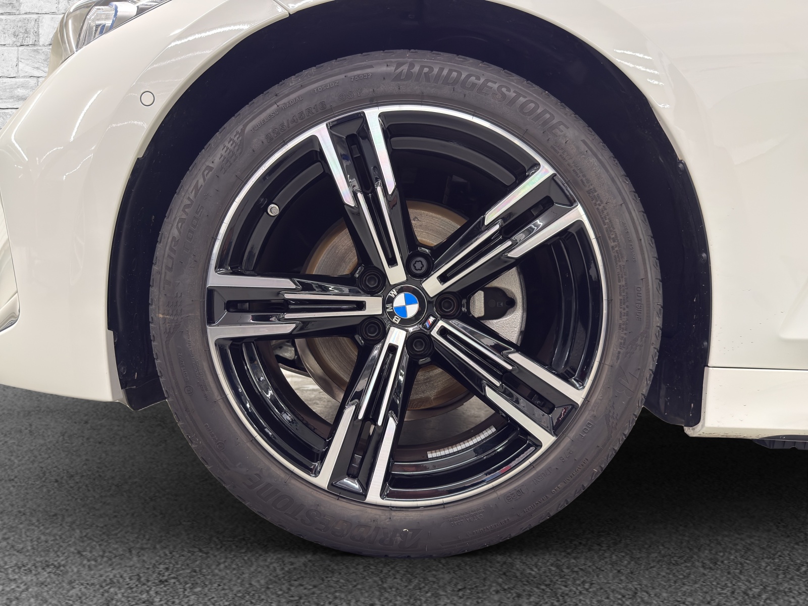 BMW 320d xDr 48V Tour M Sport-image-8