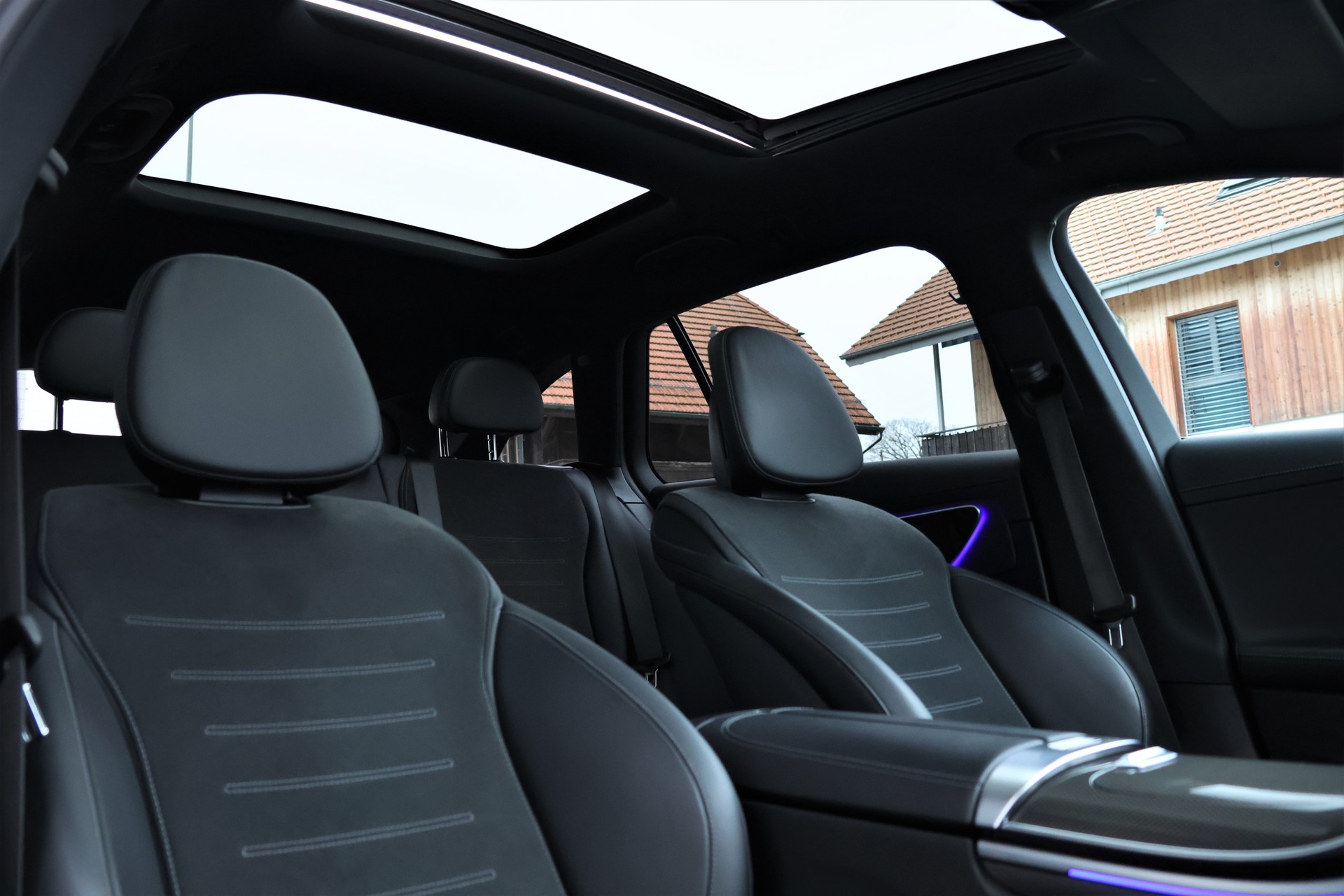 MERCEDES-BENZ C 220 d T 4Matic AMG Line (CH) "Greymatte"-image-22