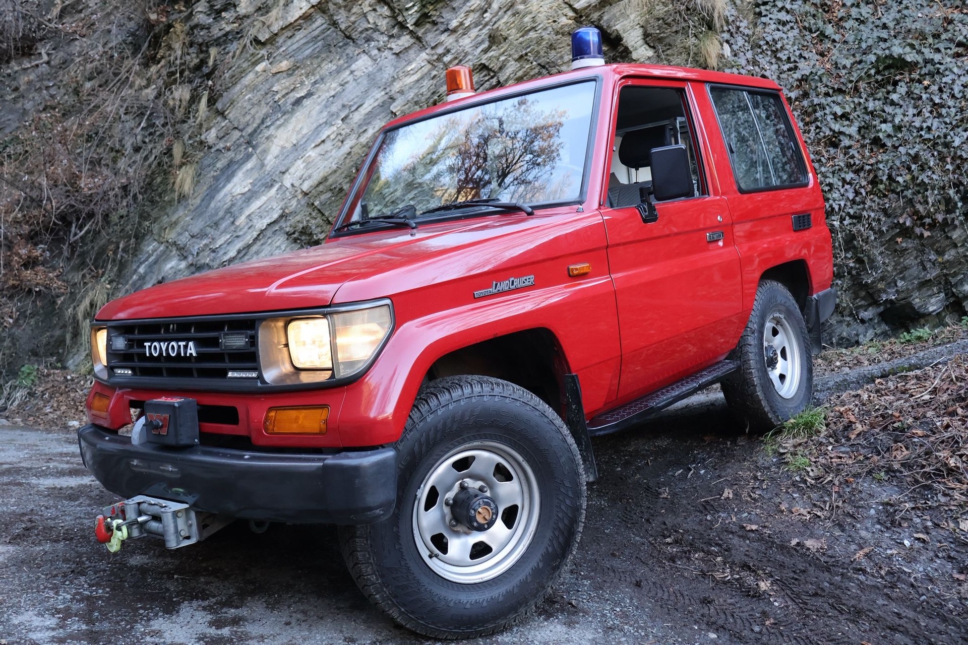 TOYOTA RJ 70 LV-MNEW Hard-Top-image-1