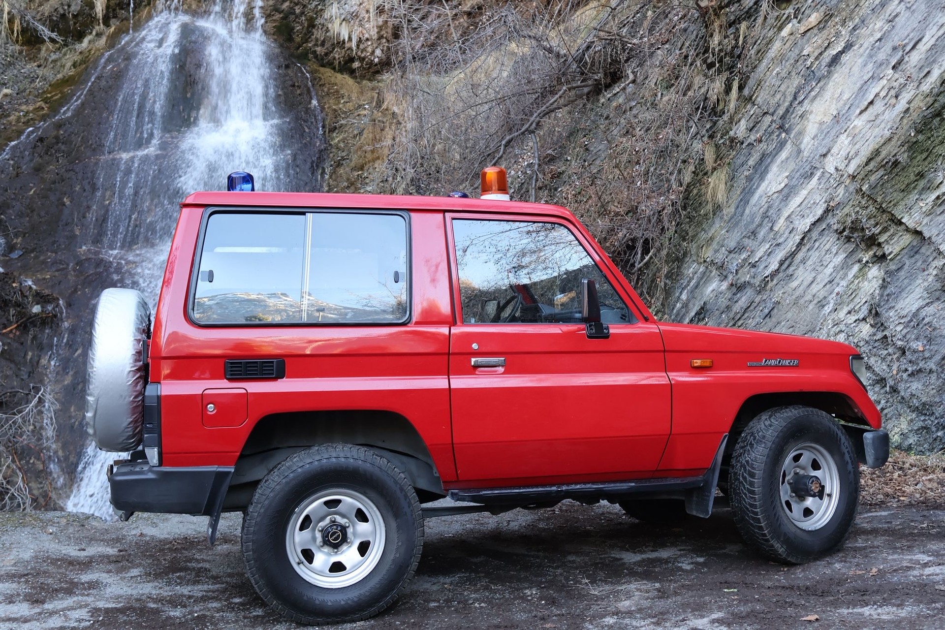 TOYOTA RJ 70 LV-MNEW Hard-Top-image-3