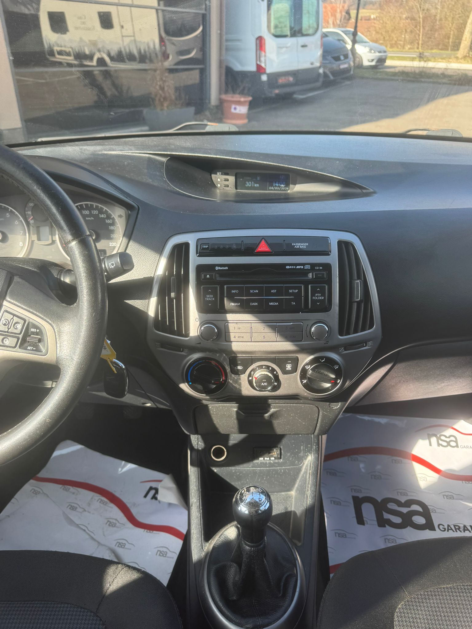 HYUNDAI i20 1.2 Pica-image-8