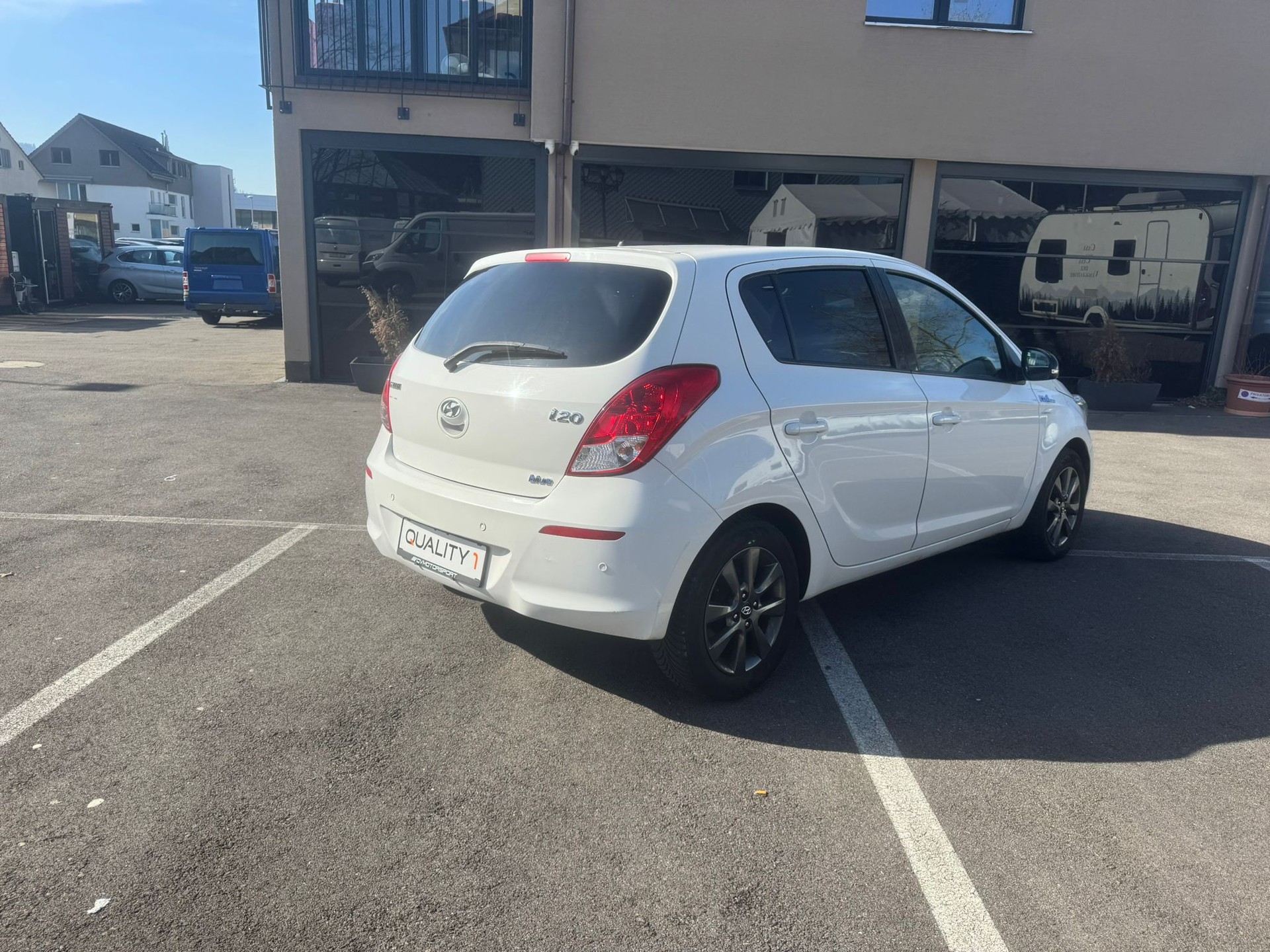HYUNDAI i20 1.2 Pica-image-4