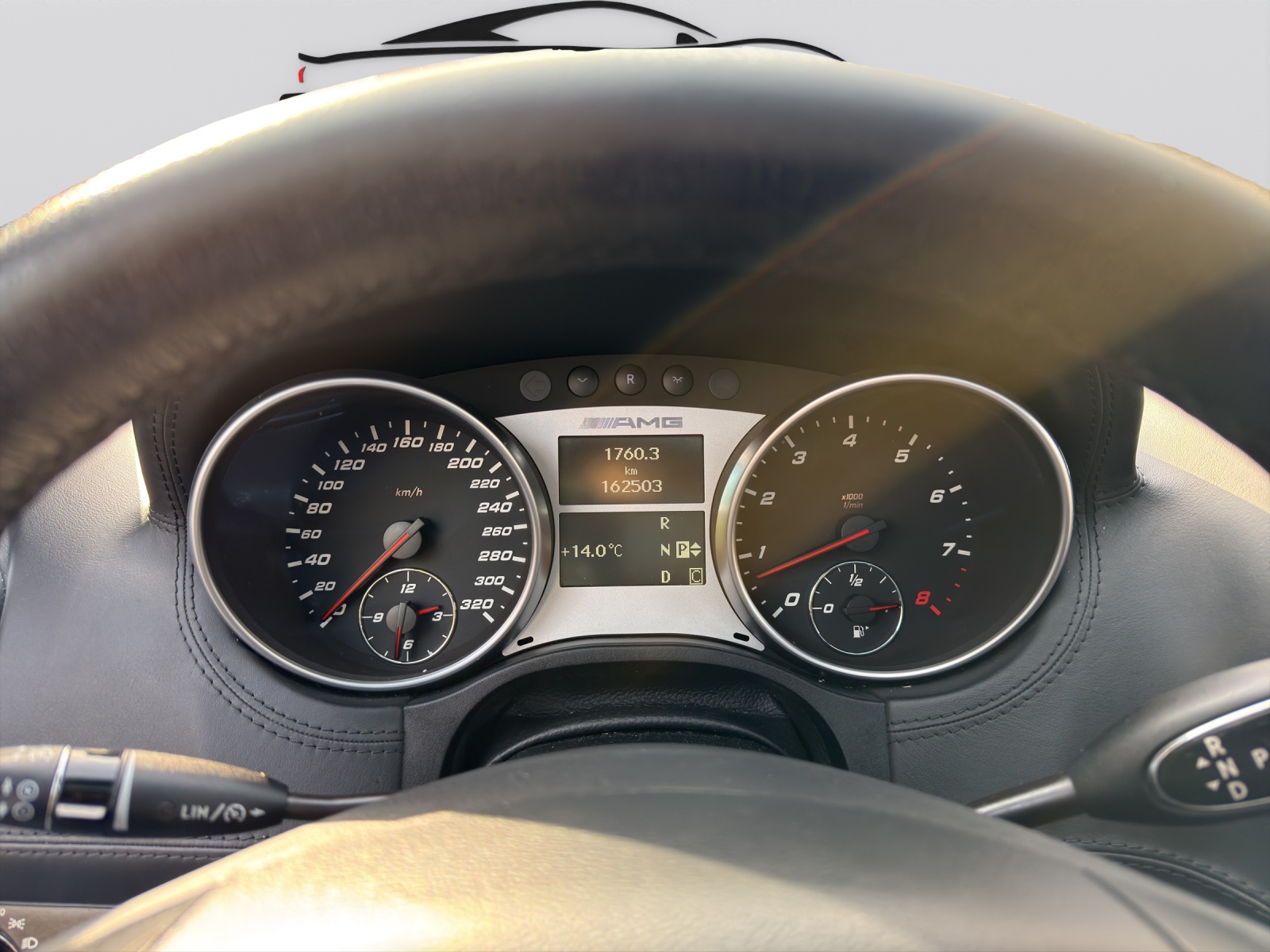 MERCEDES-BENZ ML 63 AMG 4Matic 7G-Tronic-image-22